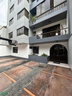 /international/pe/paseo-la-castellana-620-santiago-de-surco-lima-lima-lima-lima-district-310108528821/