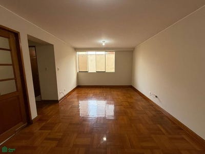 /international/pe/treinta-y-dos-342-san-isidro-lima-lima-lima-lima-district-310101128460/?lang=fr