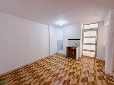/international/pe/los-jazmines-mz-c-lt-20-piso-2-dpto-1-000-villa-el-salvador-lima-lima-lima-lima-district-310107424705/