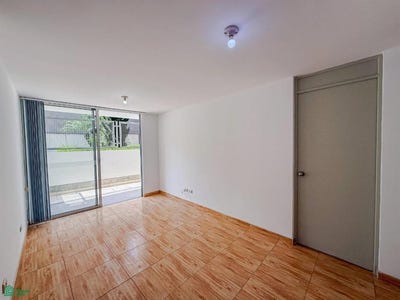 /international/pe/av-argentina-2550-callao-callao-callao-callao-callao-310108564381/