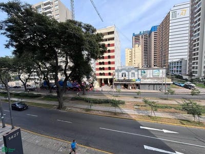 /international/pe/av-arequipa-oficina-307-1421-lima-lima-lima-lima-lima-district-310108672867/