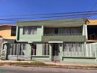 /international/pe/calle-brasil-urbanizacion-fecia-105-jose-luis-bustamante-y-rivero-arequipa-arequipa-arequipa-arequipa-310108007491/