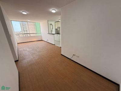 /international/pe/avenida-10-de-junio-990-san-martin-de-porres-lima-lima-lima-lima-district-310107329159/