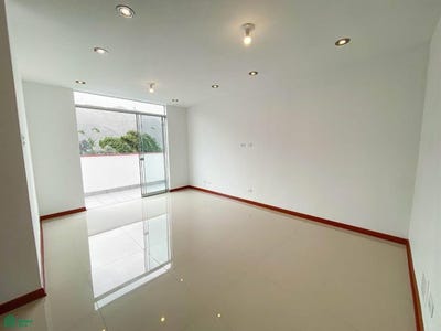 /international/pe/av-javier-prado-este-7817-7819-7819-a-ate-lima-lima-lima-lima-district-310108308884/