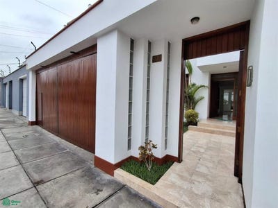 /international/pe/bronzino-344-san-borja-lima-lima-lima-lima-district-310108289029/