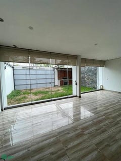 /international/pe/av-raul-ferrero-345-la-molina-lima-lima-lima-lima-district-310108272174/