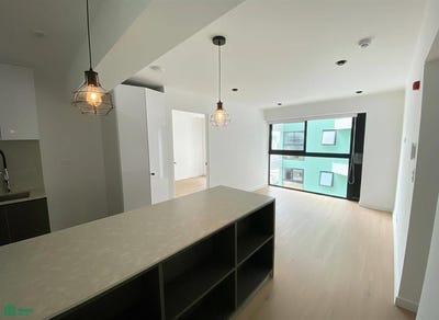 /international/pe/calle-8-de-octubre-123-miraflores-lima-lima-lima-lima-district-310108622660/