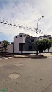 /international/pe/makaha-mz-a-10-lt-15-16-y-17-chorrillos-lima-lima-lima-lima-district-310106834004/