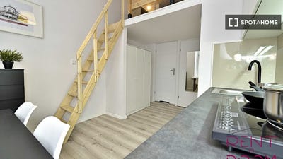 /international/pl/lodz-łodz-voivodeship-310102843636/