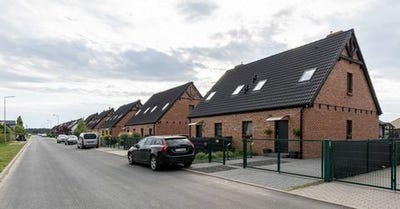 /international/pl/kornik-greater-poland-voivodeship-310108595984/