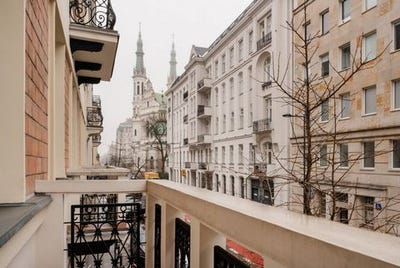 /international/pl/warsaw-masovian-voivodeship-310105897388/