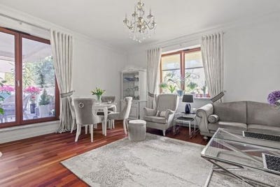 /international/pl/warsaw-masovian-voivodeship-310108675625/