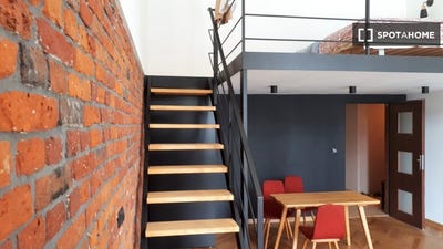 /international/pl/lodz-łodz-voivodeship-310108558346/