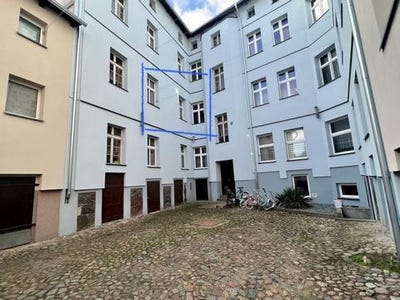 /international/pl/gniezno-greater-poland-voivodeship-310104801110/