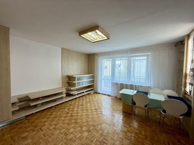 /international/pl/murowana-goslina-greater-poland-voivodeship-310107497093/