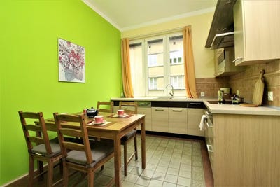 /international/pl/ulica-henryka-sienkiewicza-krakow-lesser-poland-voivodeship-310093874260/