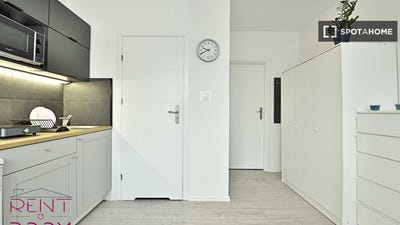 /international/pl/lodz-łodz-voivodeship-310108561562/