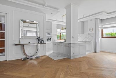 /international/pl/warsaw-masovian-voivodeship-310106359175/