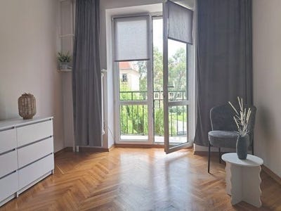 /international/pl/warsaw-masovian-voivodeship-310108898667/