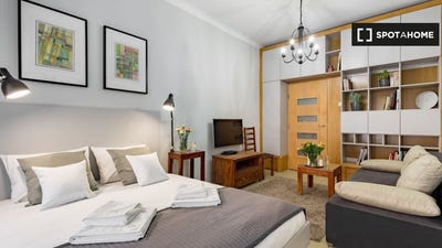 /international/pl/krakow-lesser-poland-voivodeship-310108562297/