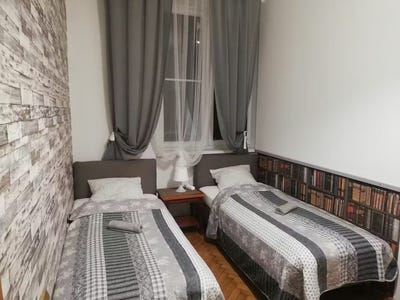 /international/pl/ulica-łobzowska-krakow-lesser-poland-voivodeship-310093851731/