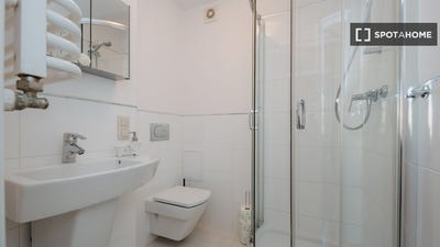 /international/pl/warsaw-masovian-voivodeship-310108591368/