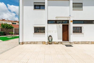 /international/pt/olivais-lisbon-310100288827/