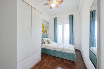 /international/pt/rua-de-dom-luis-de-noronha-lisbon-lisbon-310093860572/