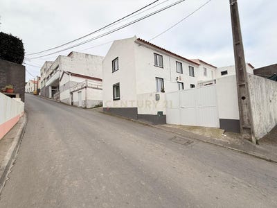 /international/pt/rua-do-rosario-11-9545-430-santo-antonio-portugal-ilha-de-sao-miguel-azores-310107520486/