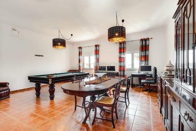 /international/pt/r-s-valentim-236-b-1-porto-salvo-lisbon-310106576576/