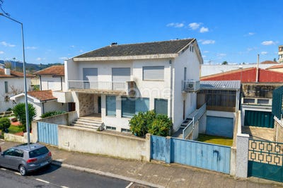 /international/pt/guimaraes-braga-310105026602/