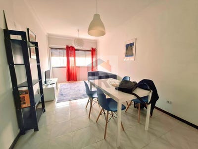 /international/pt/caldas-da-rainha-leiria-310107216940/