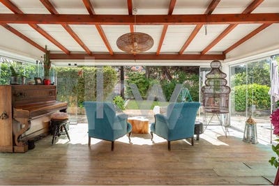 /international/pt/carcavelos-e-parede-lisbon-310096093956/