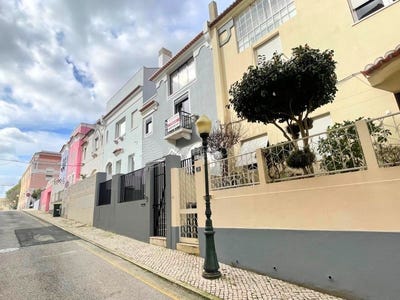 /international/pt/areeiro-lisbon-310100485113/