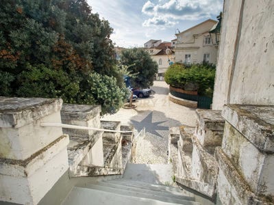 /international/pt/largo-vitorino-frois-sao-martinho-do-porto-leiria-310104005373/