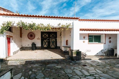 /international/pt/7240-265-mourao-portugal-mourao-lisbon-310105967283/