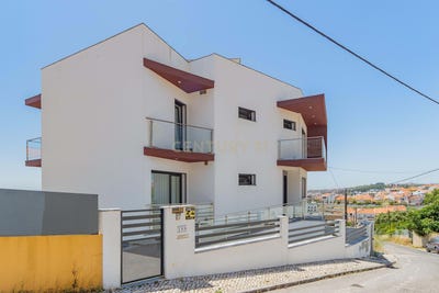 /international/pt/rua-cidade-amarante-53-famoes-portugal-pontinha-e-famoes-lisbon-310108938847/