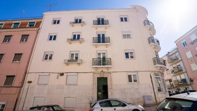 /international/pt/rua-dom-domingos-jardo-lisboa-portugal-penha-de-franca-lisbon-310108401516/