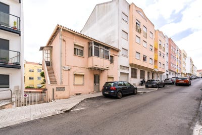 /international/pt/rua-jose-regio-brandoa-portugal-encosta-do-sol-lisbon-310108924884/