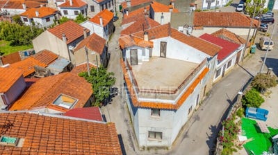 /international/pt/oliveira-do-conde-carregal-do-sal-viseu-310108400023/