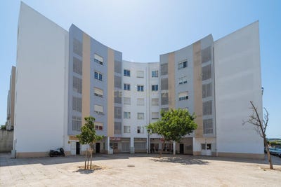 /international/pt/carnaxide-e-queijas-lisbon-310100667651/?lang=en