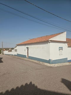 /international/pt/r-dos-pinheirinhos-4-7090-057-alcovas-portugal-alcovas-vila-real-310108895498/