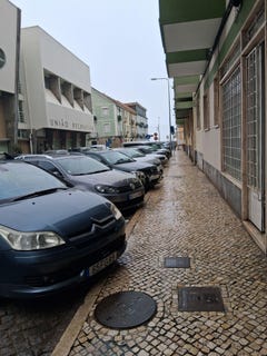 /international/pt/rua-1º-de-maio-alges-portugal-alges-lisbon-310105207739/
