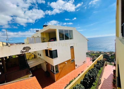 /international/pt/padre-antonio-rodrigues-dinis-henriques-ilha-da-madeira-madeira-310105102161/
