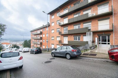 /international/pt/rua-antonio-jardim-nº-296-1º-ct-santo-antonio-dos-olivais-coimbra-310104985903/