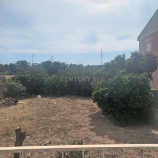 /international/pt/avenida-vinte-e-tres-de-julho-1833-seixal-setubal-municipality-310103639837/