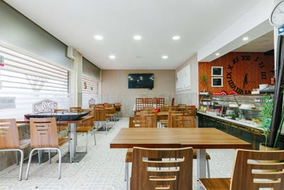 /international/pt/rua-manuela-porto-15-lisbon-carnide-portugal-carnide-lisbon-310106937131/