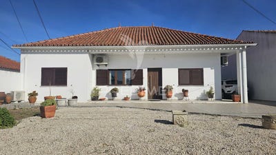 /international/pt/bacelo-e-senhora-da-saude-evora-evora-310100290101/