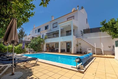 /international/pt/ferragudo-faro-310101087173/