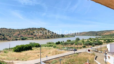 /international/pt/castro-marim-faro-310107216881/